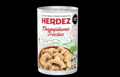 lata de champiñones en trocitos