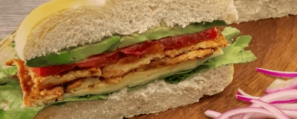 Banner receta Torta de milanesa de pollo enchilpotlada